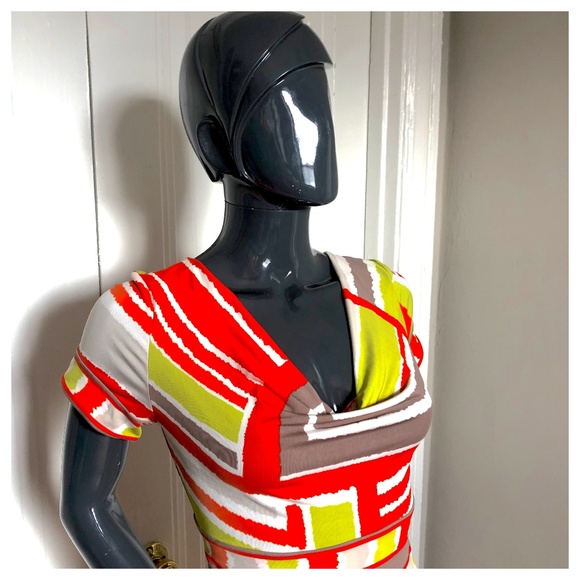 SOLD! BCBGMAXAZRIA Geometric Pattern Dress - Picture 5 of 7